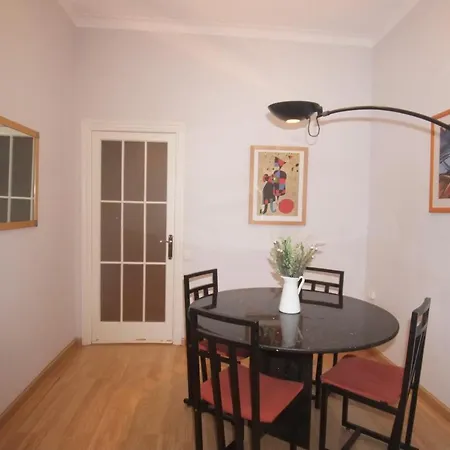 Apartamento Lovely At Park Güell Barcelona