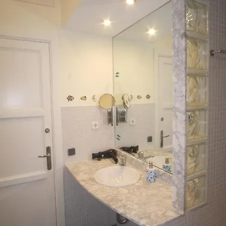 Lovely At Park Gueell Appartement Barcelone